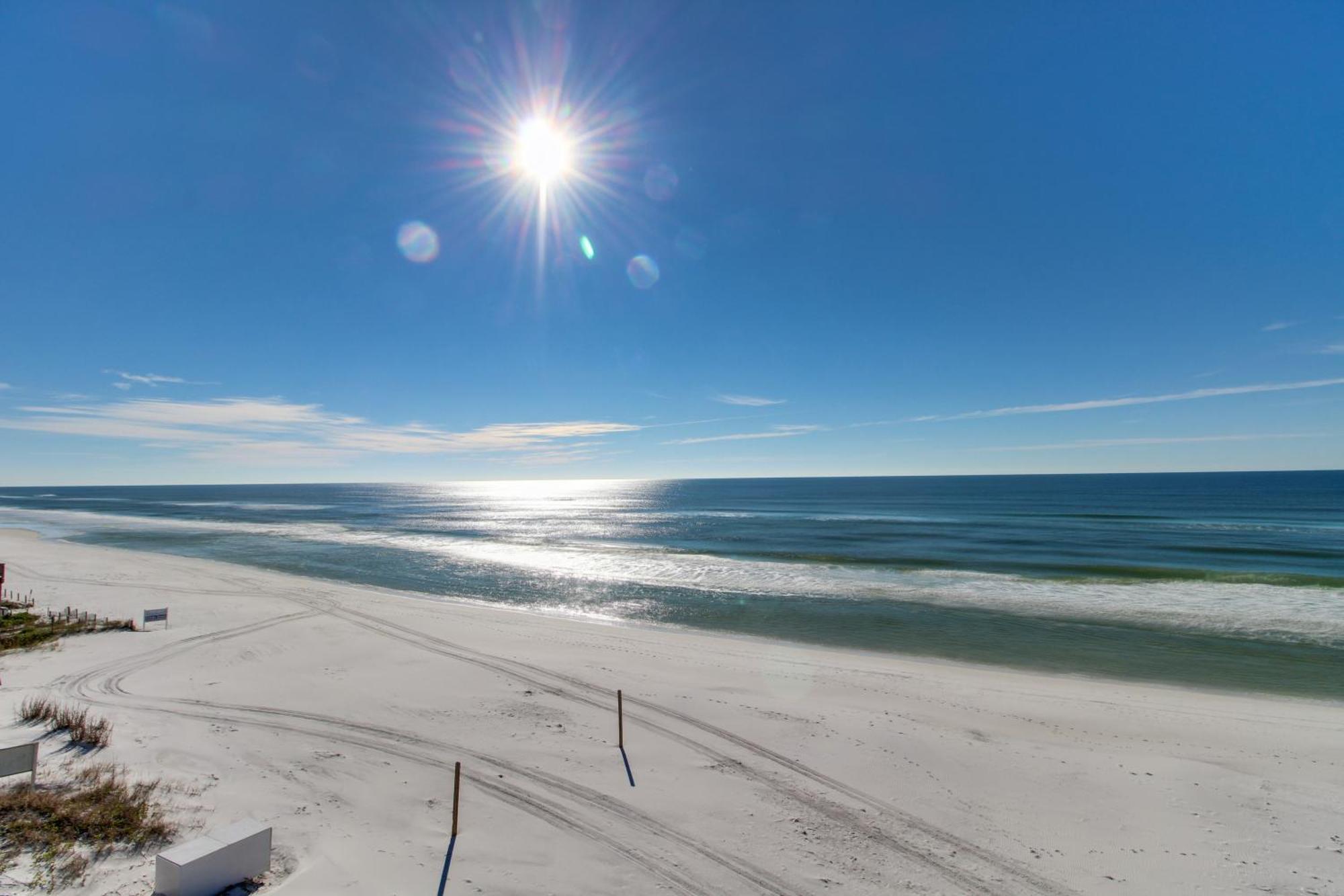 Tops'L Summit Destin Room photo